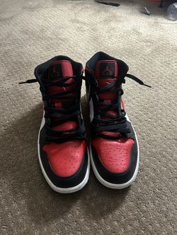 Air Jordan 1s Bred Toe