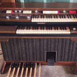 Baldwin Encore Organ