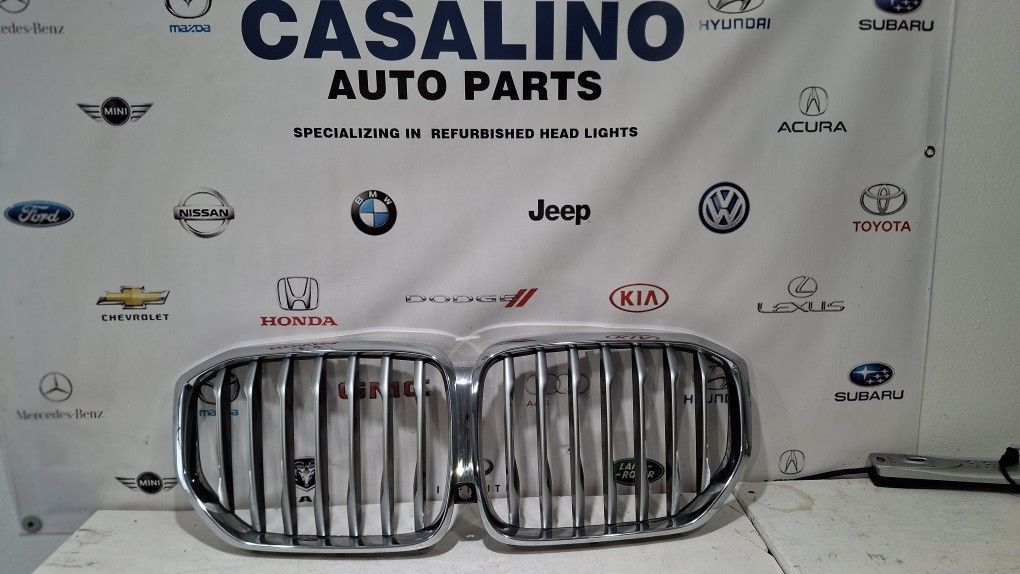 2019-2023 BMW X5 FRONT GRILL OEM
