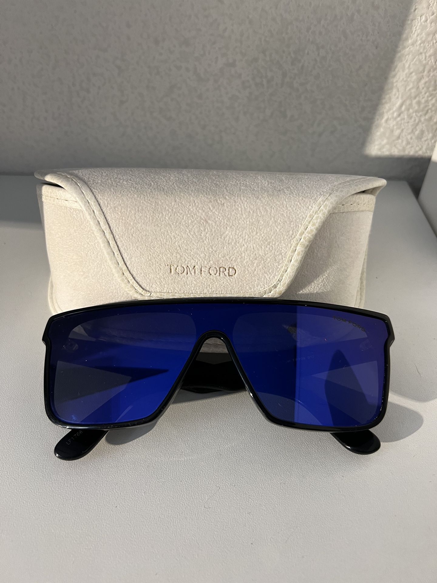 Sunglasses Tom Ford Original for Sale in Farmers Branch TX OfferUp