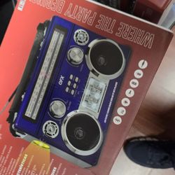 Radio Bluetooth Speaker