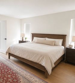 King size bed and nightstands