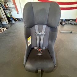 Clek Foonf Car Seat 