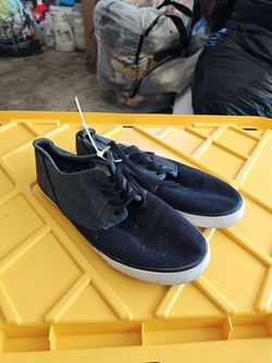 Navy Canvas Low-Top Sneakers Size 9