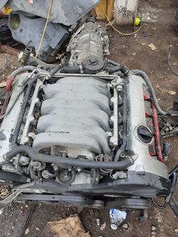 2005 Audi Motor 4.2 transmission Automatica transmission$450 part