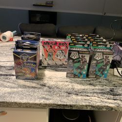 Mosaic Football/basketball Pokemon Mystery Cards 