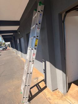 Werner Aluminum 16ft Extension Ladder