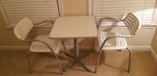 IKEA Metal Dining Set (Table & Chairs) White