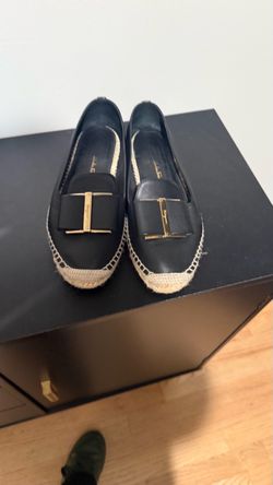 Salvatore Ferragamo woman shoes size US 6 1/2-7
