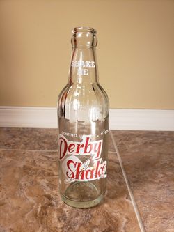 vintage ACL Soda Bottle: DERBY SHAKE of CASSANDRA, PA - 8 oz VINTAGE ACL