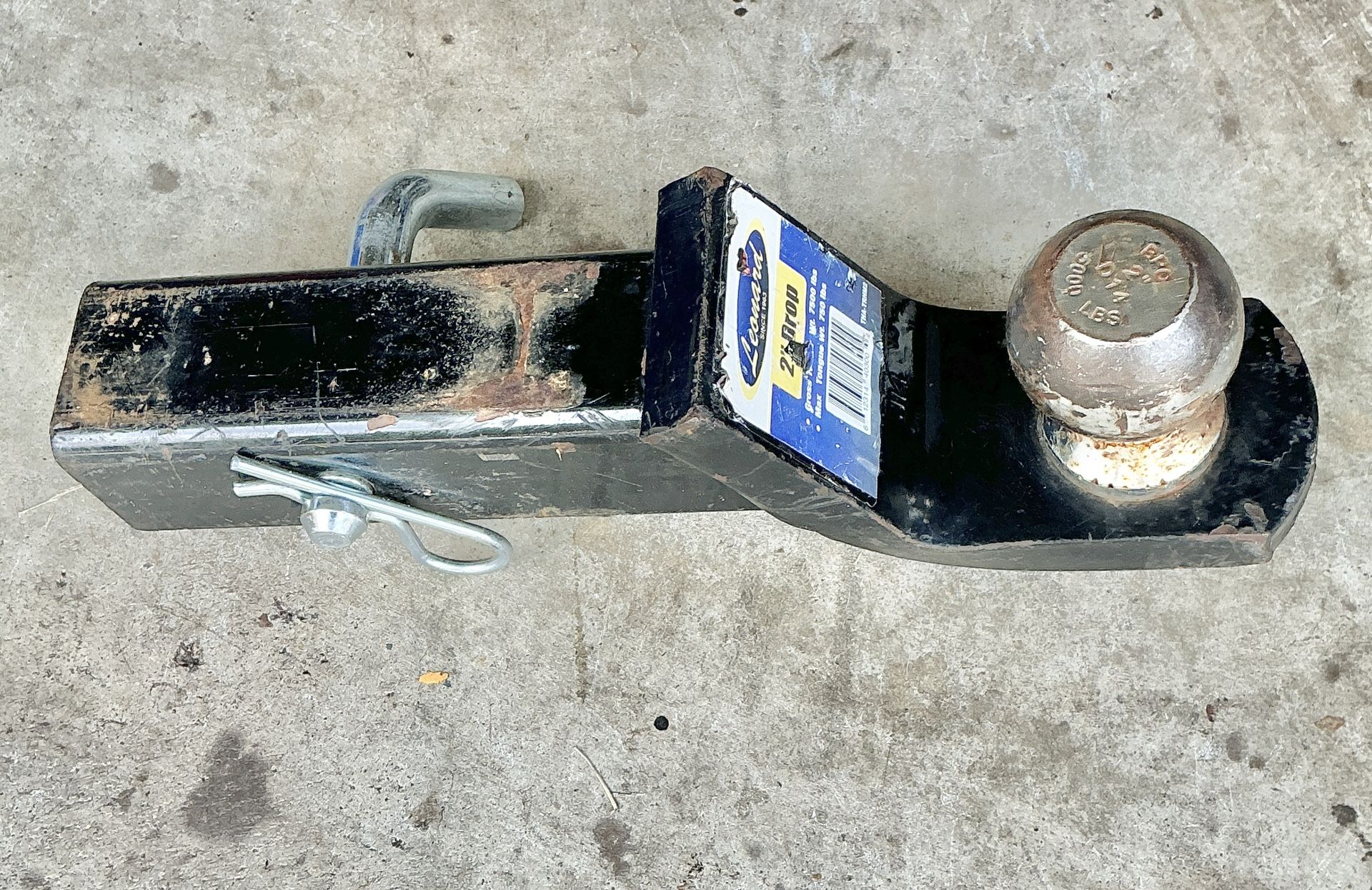 Trailer hitch receiver and 2 inch ball