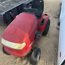 Craftsman Riding Lawn Mower 