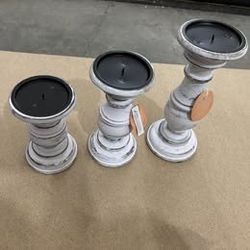 Wooden Pillar Shaped Candleholder, Set of 3, White