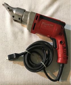 Milwaukee 18 Gauge Electric Shear