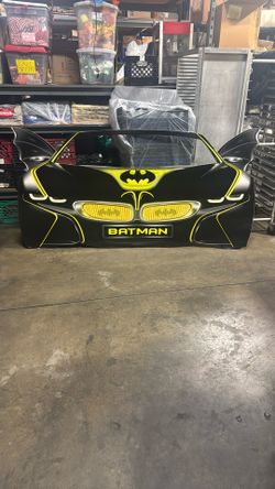 Batman-themed car, Cardboard Cut Off Good For Kids Theme Parties