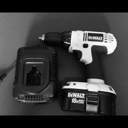 18v Dewalt Drill With Battery And Charger 