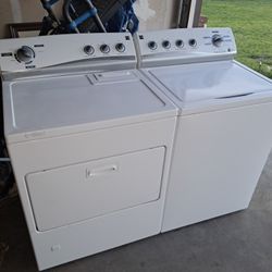 KENMORE WASHER AND GAS DRYER CAN DELIVER 