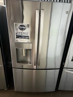 NEW OPEN BOX GE FRENCH STYLE REFRIGERATOR STANDARD SIZE