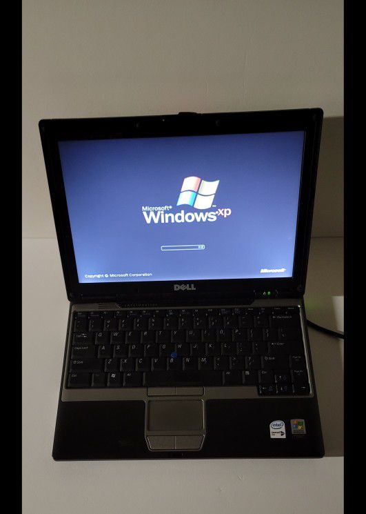 Dell Latitude D420 Windows XP Laptop Working