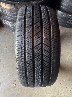 245 40 19 Bridgestone driveguard run flat tire