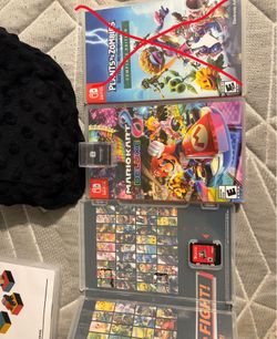 Nintendo Switch Games + 19 Mario Kart Amiibo Cards