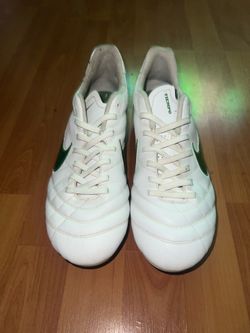 Nike tiempo