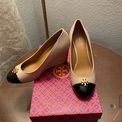 Tory Burch Everly cap toe wedge shoes 