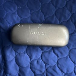 gucci glasses italy