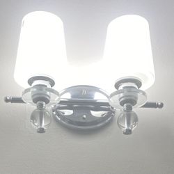 2 Lights Bulbs Wall Fixture Bathroom Vanity
