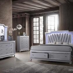 Brand New Queen Size Bedroom Set $1899.financing Available No Credit Needed 