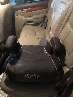 Booster seat kid $30