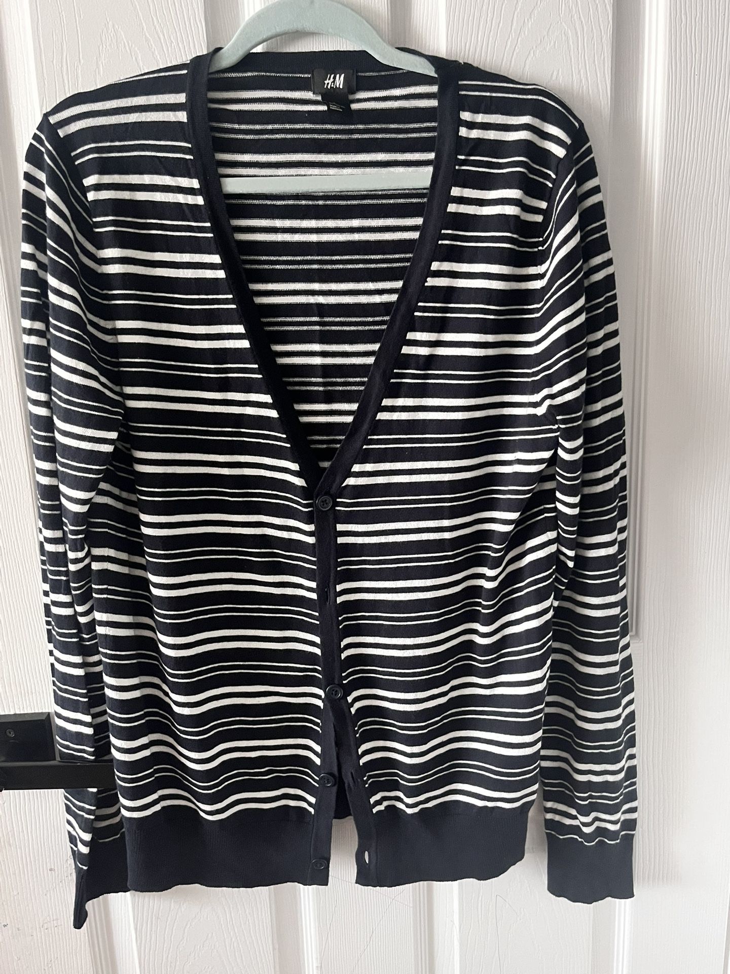 H&M - Navy and white striped cardigan - Medium Button up