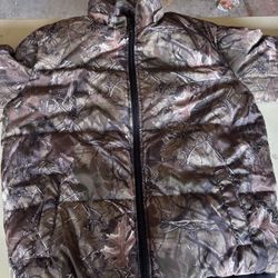 Kids Camouflage Puffer, Youth Size 14 