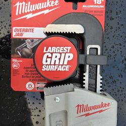 Milwaukee 18inch Aluminum Pipe Wrench 
