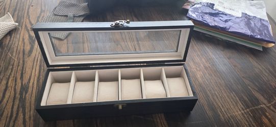 Watch box for 6