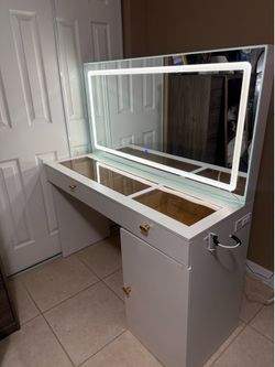 Vanity