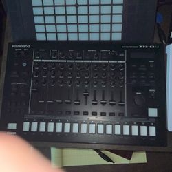 Roland Tr-8s 