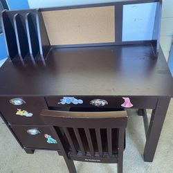 Kids Desk With Chair