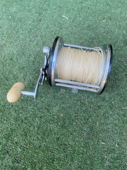 Penn Long beach 68   Fishing Reel