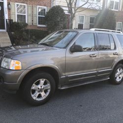 2003 Ford Explorer