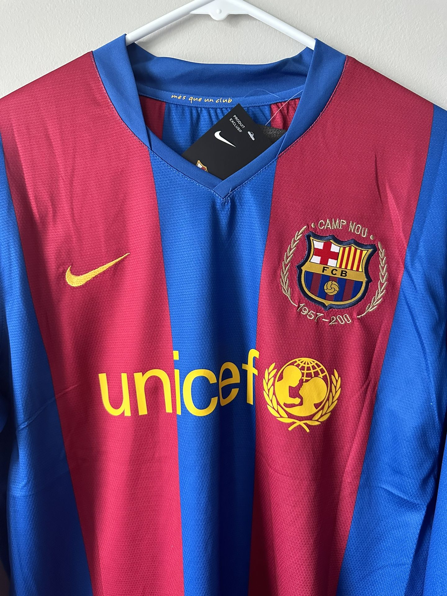 Ronaldinho Barcelona Home La Liga Soccer Jersey - La Liga Patch - Brand New  - Size XL / XXL for Sale in Hoffman Estates, IL - OfferUp