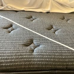 Full size bed platform large storage & mattress