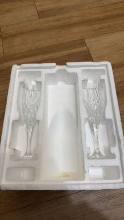 Beautiful Dublin by Godinger Stemmed Fluted Champagne Flutes Set