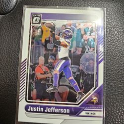 JUSTIN JEFFERSON VIKINGS OPTIC PANINI NFL SPORTS CARD!