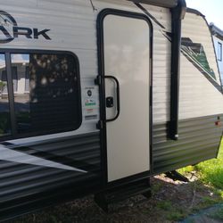 Forest River Ozark 1650 BHK Camper 2021