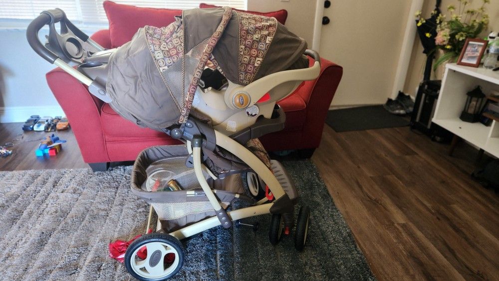 Cochecito de bebé con Asiento de coche con base