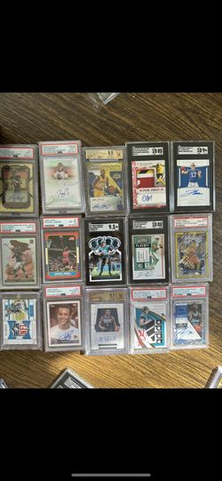 High End Sports Cards Serious Buyers Only - Message Me For Individual Offers And Bundles 