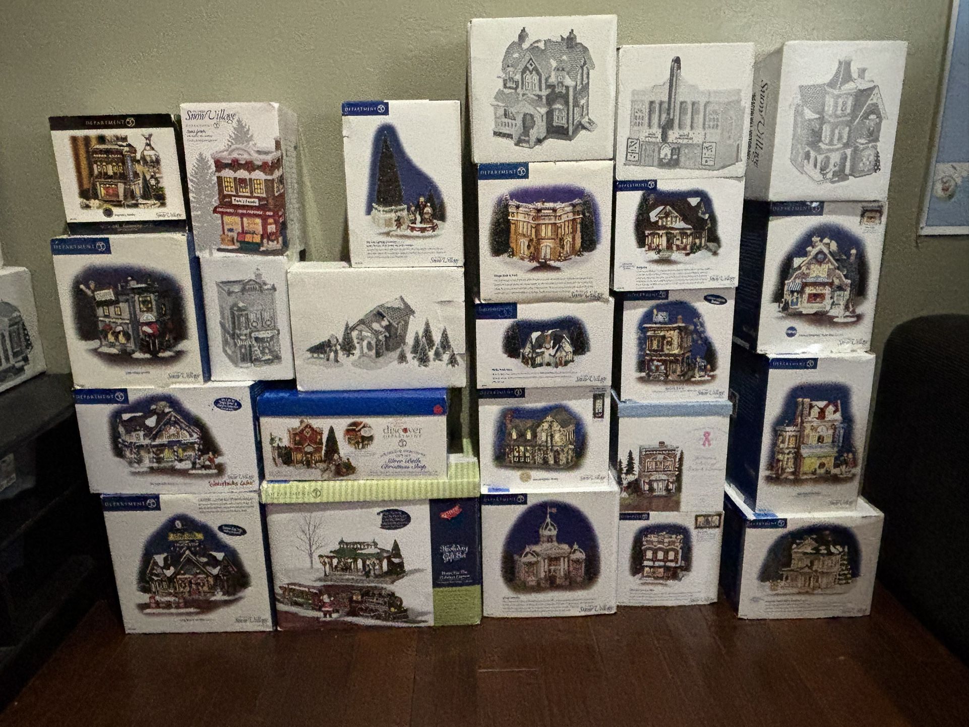 Department 56 Snow Villages
