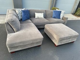 Beautiful grey sectional couch