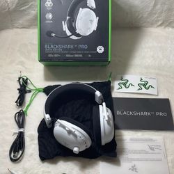 Razer - BlackShark V2 Pro Wireless Gaming Headset (PC, PS5, PS4) MISSING USB